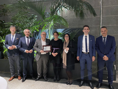 RUVID recibe la Placa de Honor 2021 de la Asociación Española de Científicos (AEC) por su Anuario y Boletín InfoRUVID