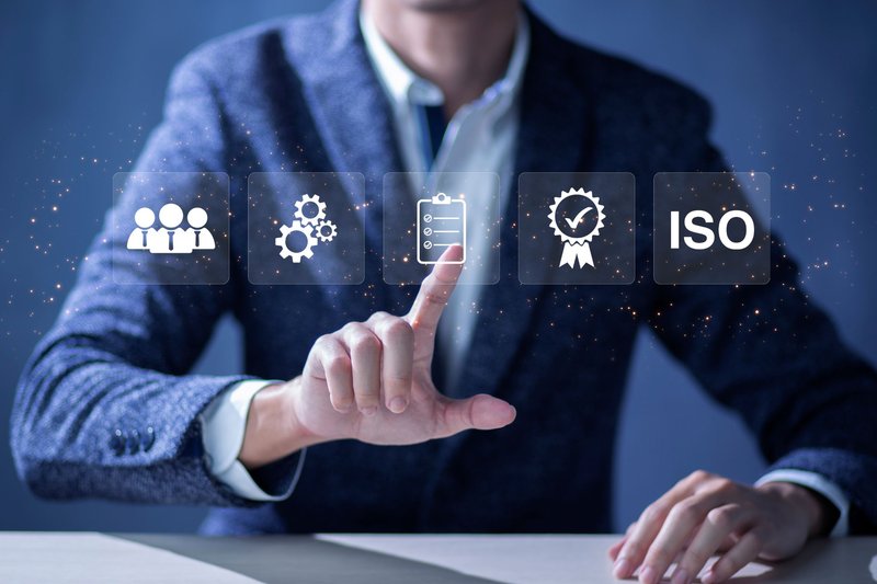 renovación de las certificaciones ISO 9001 y 14001 de inSuit
