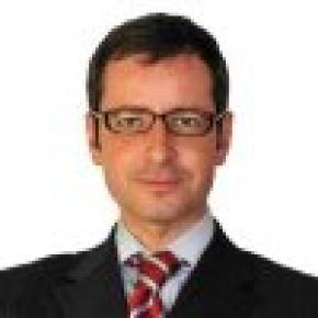 Manuel Juli� (CV)