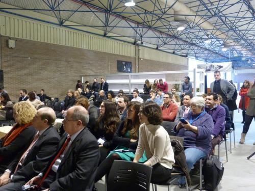 P�blico asistente en Feria H�bitat Valencia #AlineaHabitat