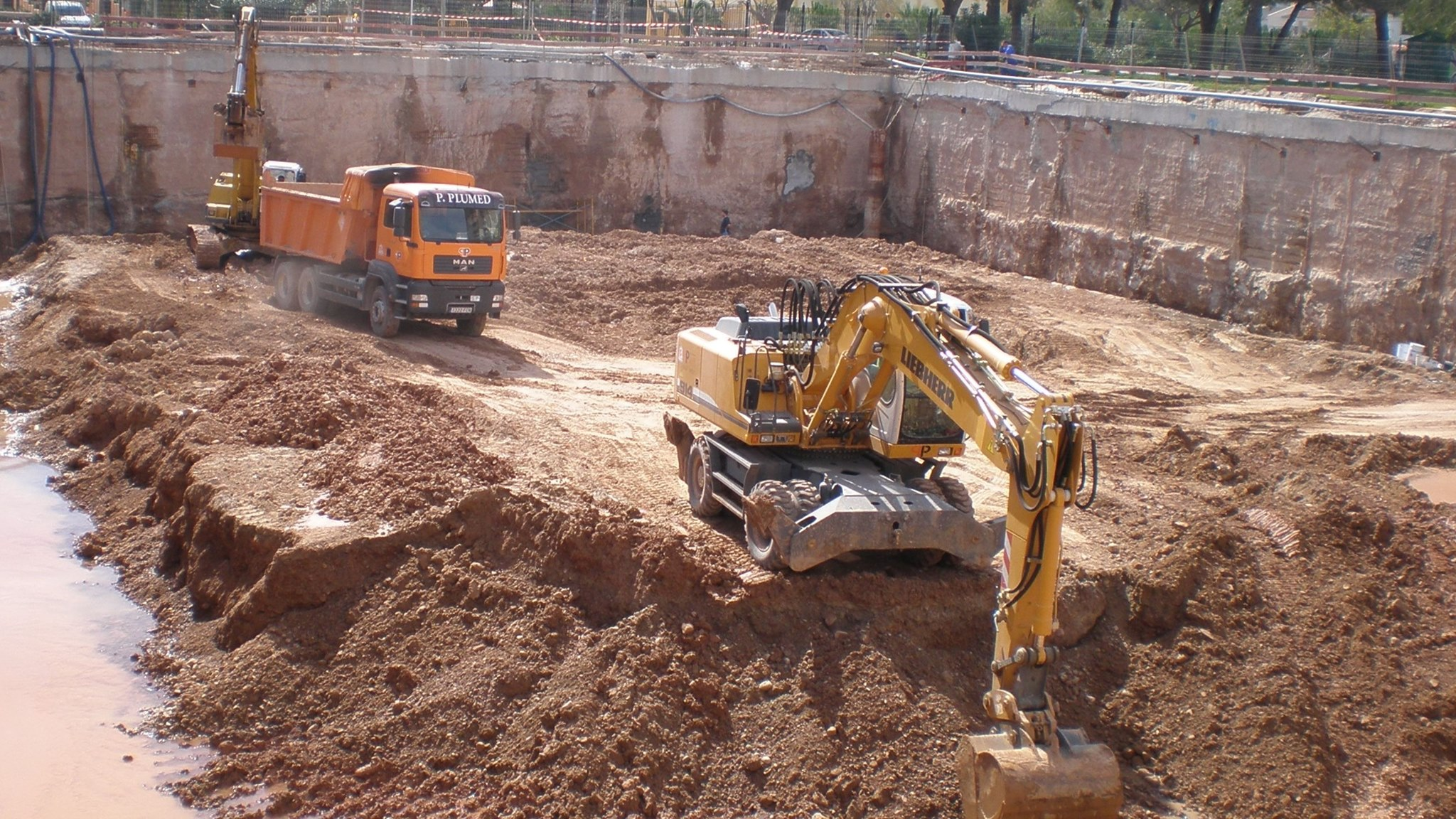 Transportes y Excavaciones P�rez Plumed S.L. 